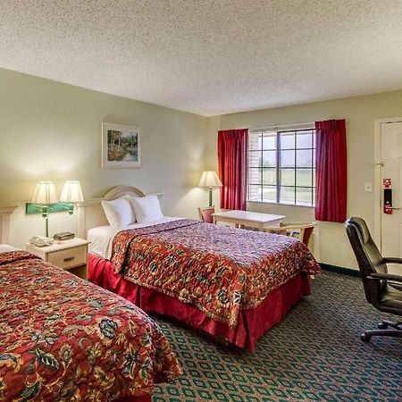Econo Lodge Falfurrias Hwy 281 Экстерьер фото