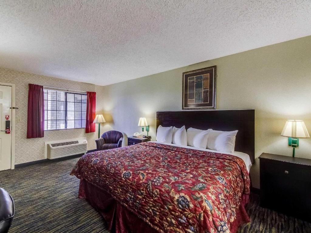 Econo Lodge Falfurrias Hwy 281 Экстерьер фото