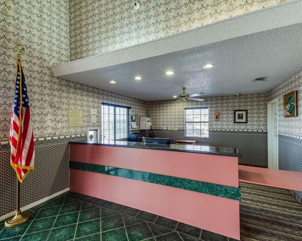 Econo Lodge Falfurrias Hwy 281 Интерьер фото