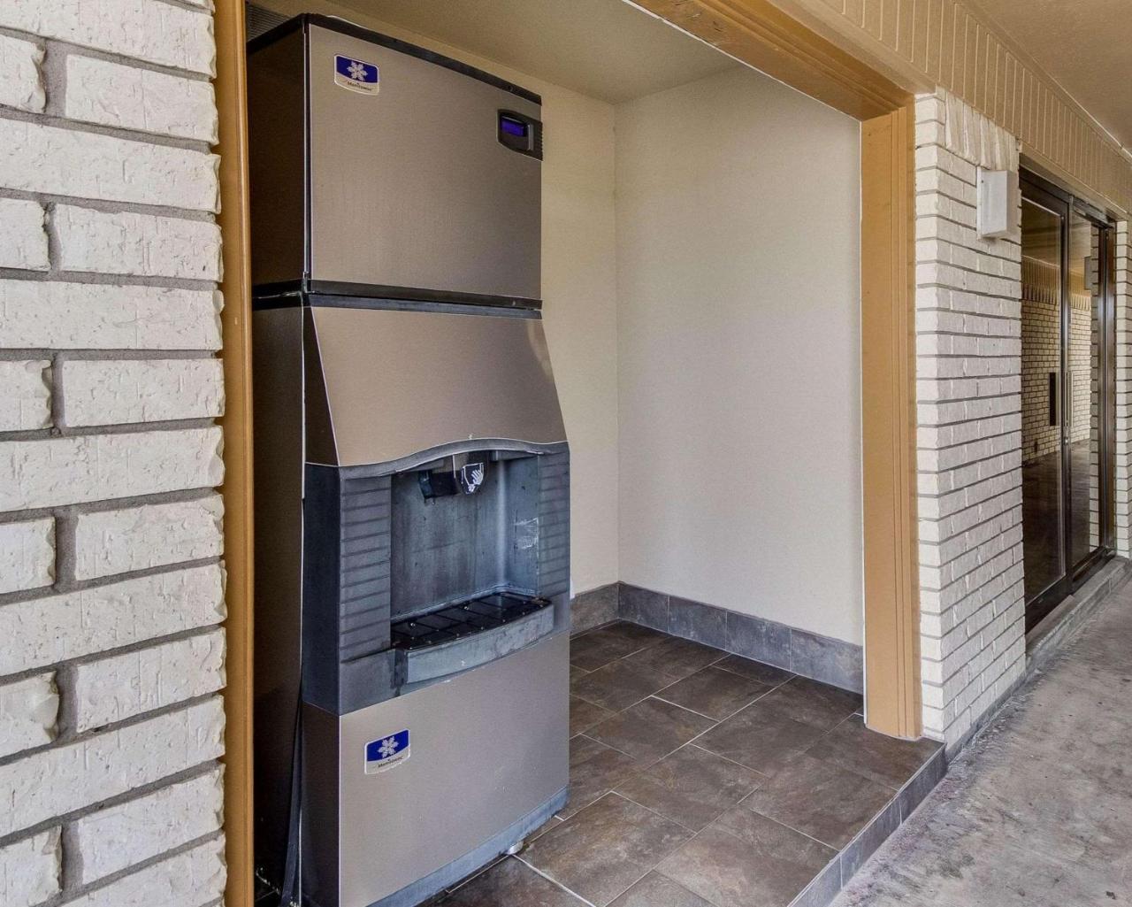 Econo Lodge Falfurrias Hwy 281 Экстерьер фото