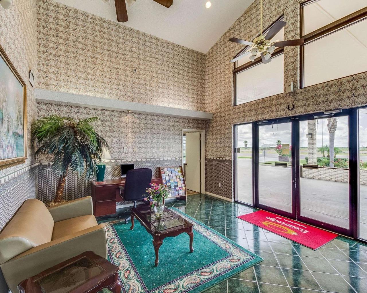 Econo Lodge Falfurrias Hwy 281 Экстерьер фото