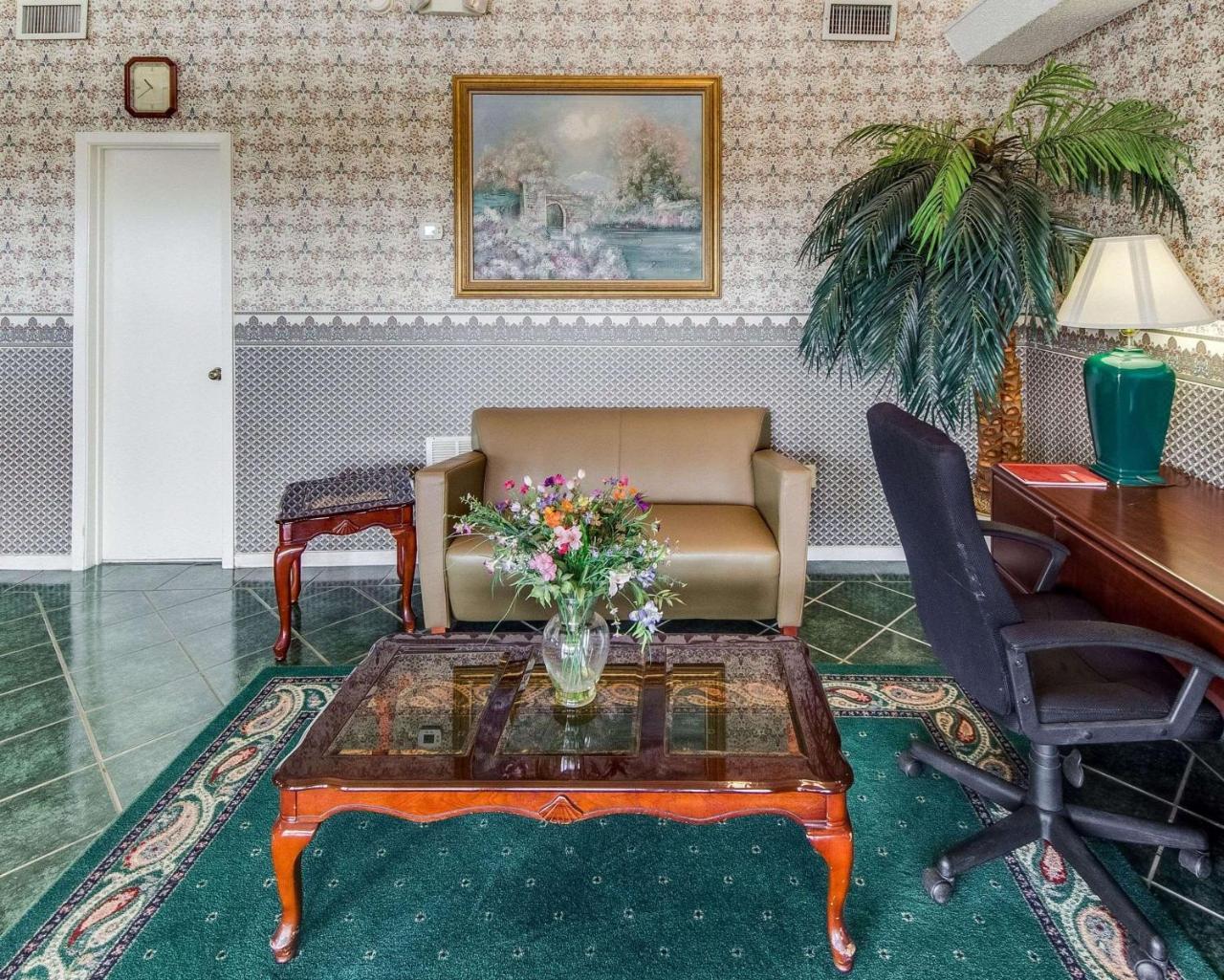 Econo Lodge Falfurrias Hwy 281 Экстерьер фото